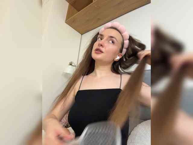 ChloeMeow webcam