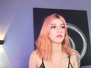 AlannaViera Porn Show