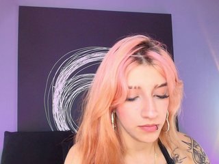 AlannaViera Porn Show