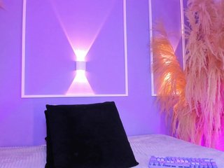 AlannaViera Porn Show