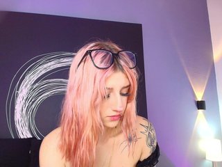 AlannaViera Porn Show