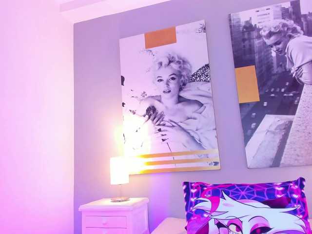 AlannaViera live cam on BongaCams
