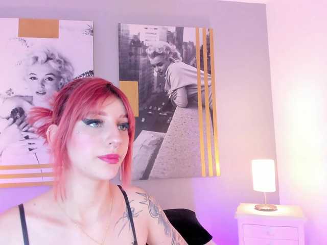 AlannaViera live cam on BongaCams