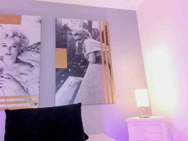 AlannaViera live cam on BongaCams