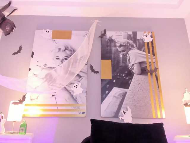 AlannaViera live cam on BongaCams