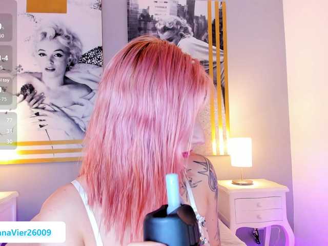 AlannaViera live cam on BongaCams