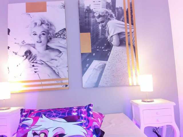 AlannaViera live cam on BongaCams