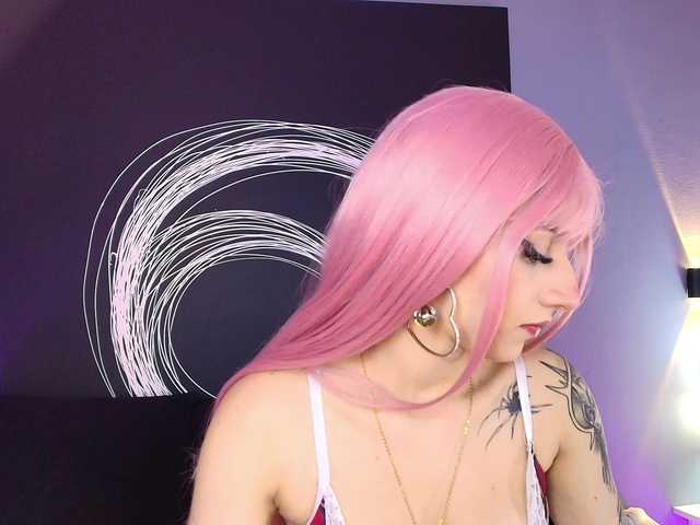 AlannaViera live cam on BongaCams