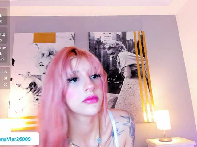 AlannaViera live cam on BongaCams