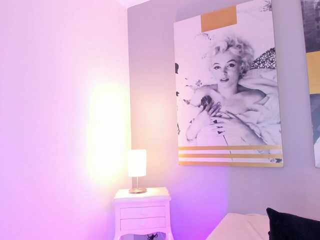 AlannaViera live cam on BongaCams