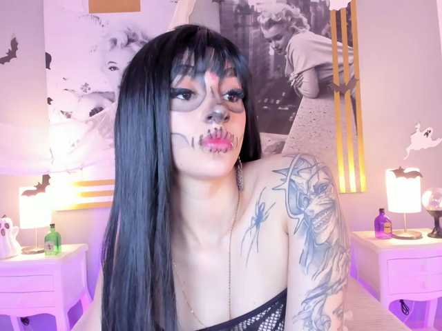 AlannaViera live cam on BongaCams