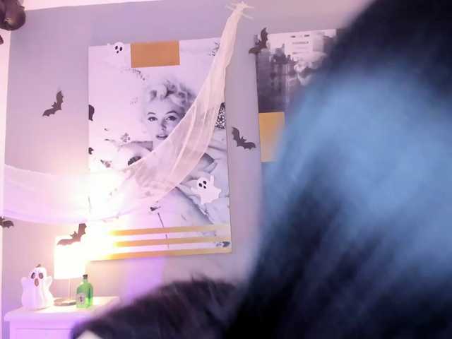 AlannaViera live cam on BongaCams