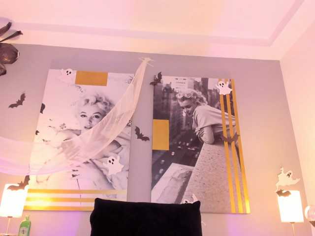AlannaViera live cam on BongaCams