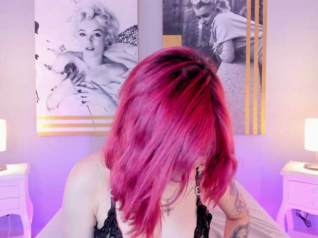 AlannaViera live cam on BongaCams