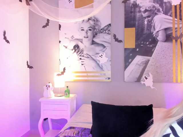 AlannaViera live cam on BongaCams
