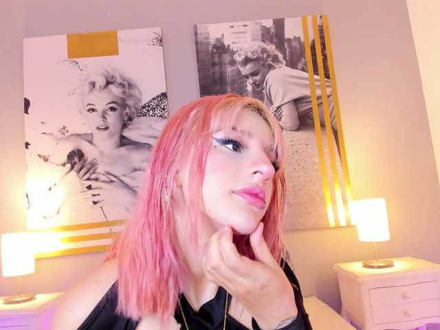 AlannaViera live cam on BongaCams