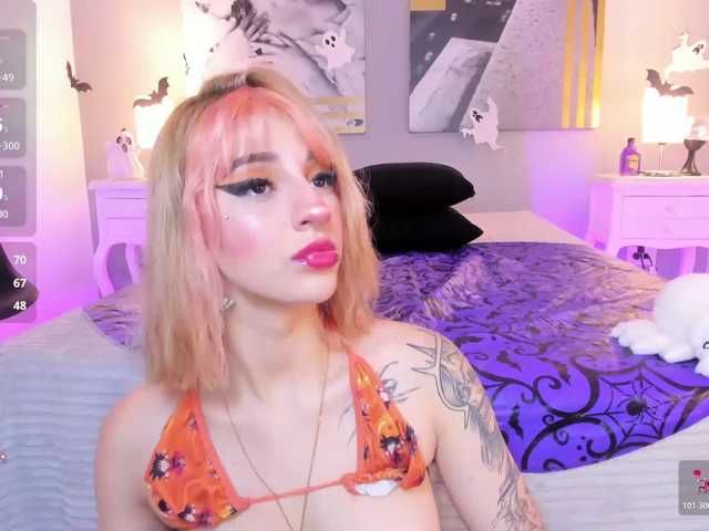 AlannaViera live cam on BongaCams