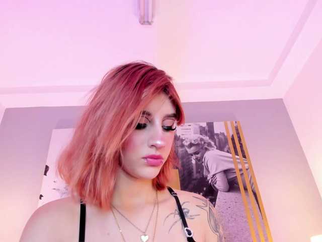 AlannaViera live cam on BongaCams