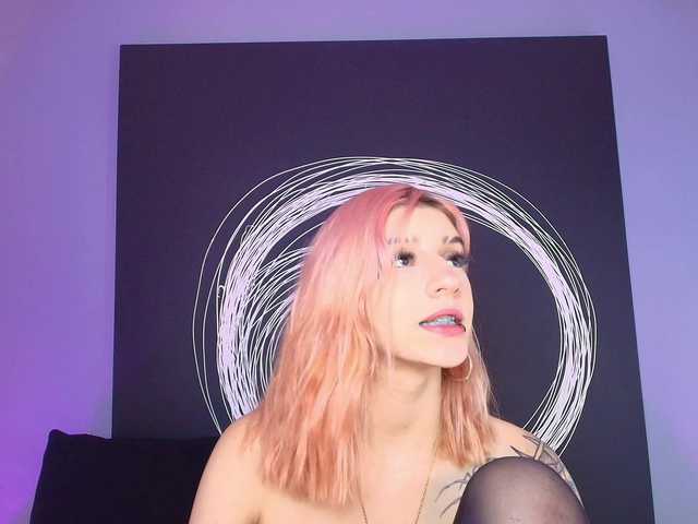 AlannaViera live cam on BongaCams