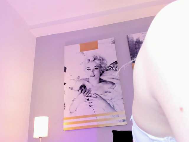 AlannaViera live cam on BongaCams