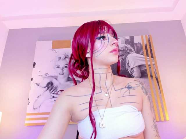 AlannaViera live cam on BongaCams