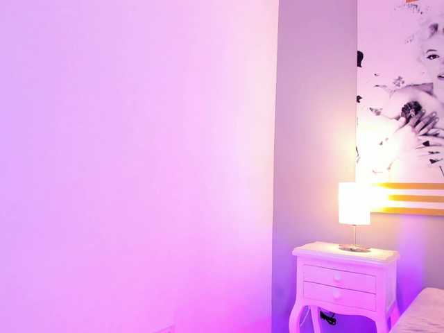 AlannaViera live cam on BongaCams