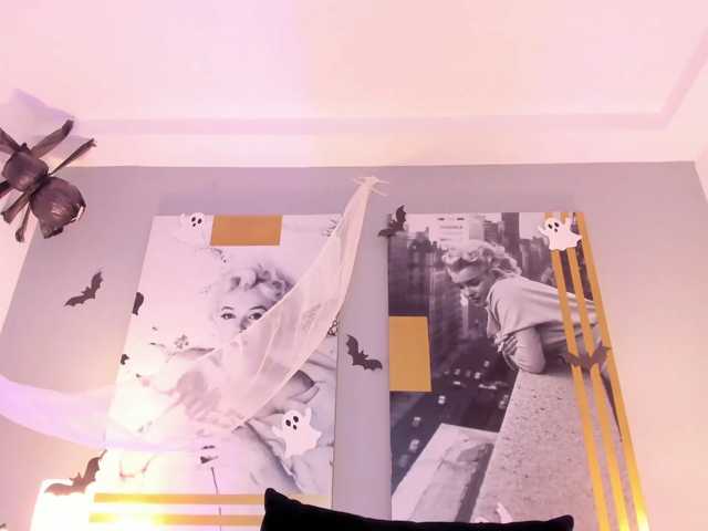 AlannaViera live cam on BongaCams