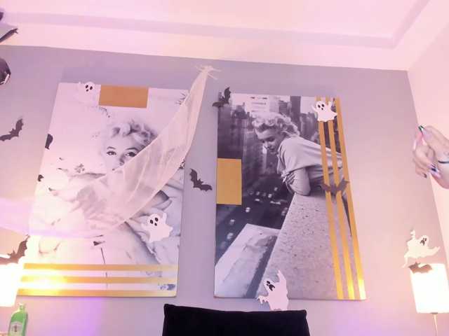 AlannaViera live cam on BongaCams