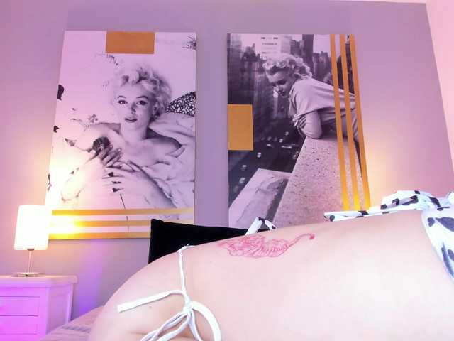AlannaViera live cam on BongaCams