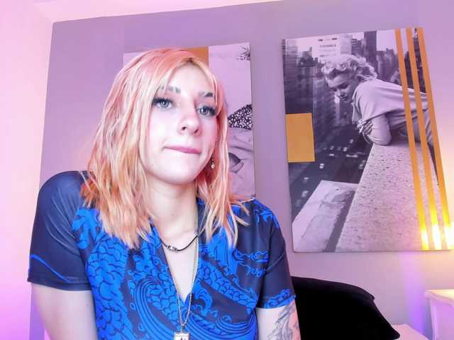 AlannaViera live cam on BongaCams
