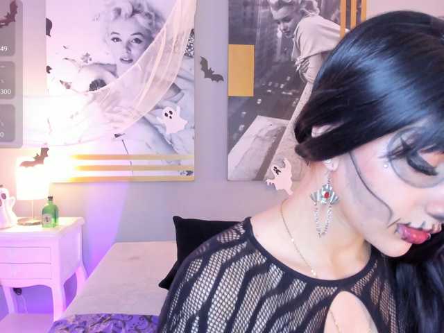 AlannaViera live cam on BongaCams