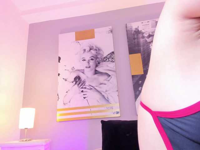 AlannaViera live cam on BongaCams