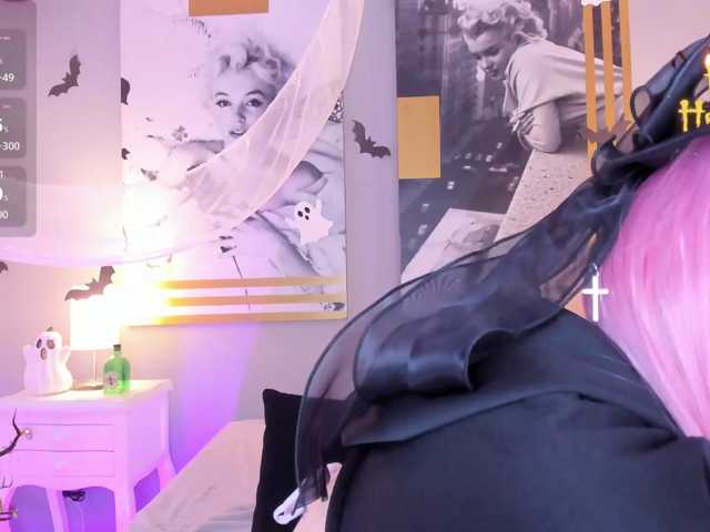 AlannaViera live cam on BongaCams