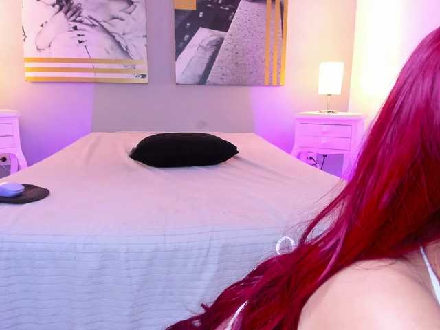 AlannaViera live cam on BongaCams