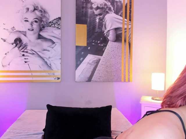 AlannaViera live cam on BongaCams