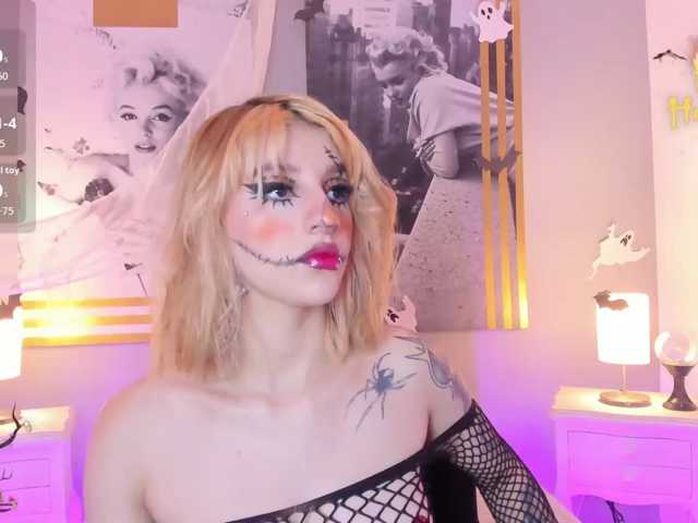AlannaViera live cam on BongaCams