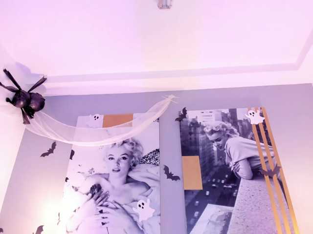 AlannaViera live cam on BongaCams