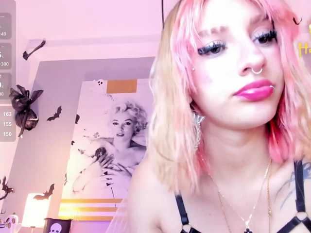 AlannaViera live cam on BongaCams