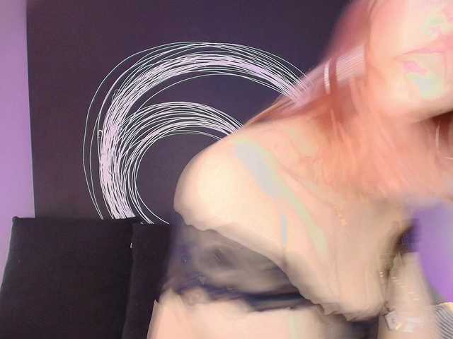 AlannaViera live cam on BongaCams