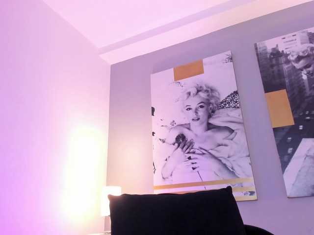 AlannaViera live cam preview