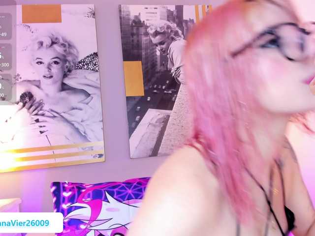 AlannaViera live cam on BongaCams