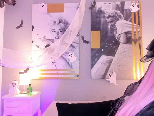 AlannaViera live cam on BongaCams
