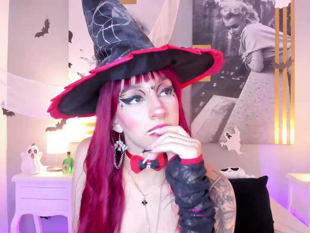AlannaViera live cam on BongaCams