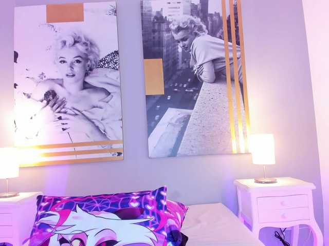 AlannaViera live cam on BongaCams