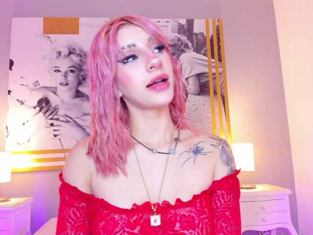 AlannaViera live cam on BongaCams