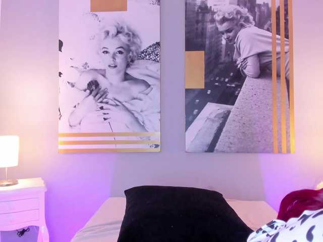 AlannaViera live cam on BongaCams