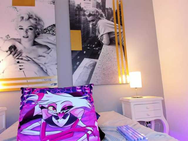 AlannaViera live cam on BongaCams