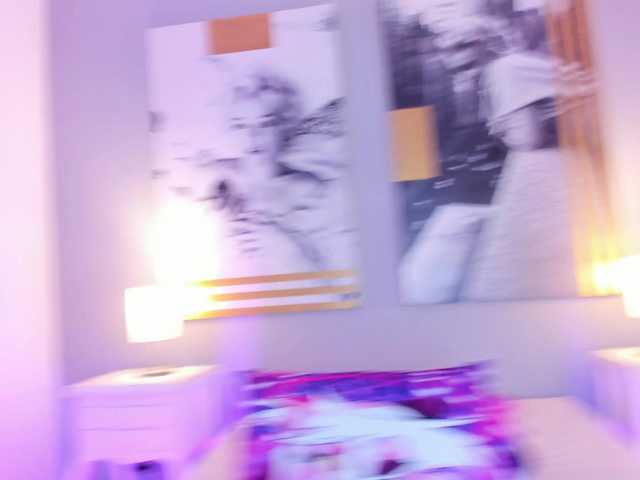 AlannaViera live cam on BongaCams