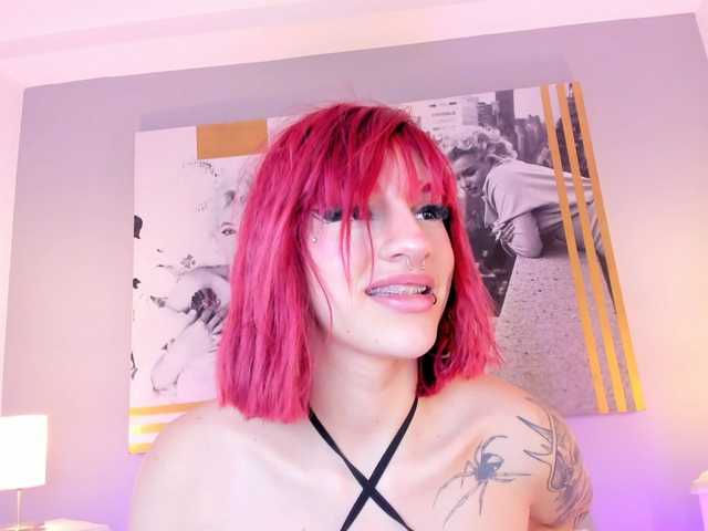 AlannaViera live cam on BongaCams