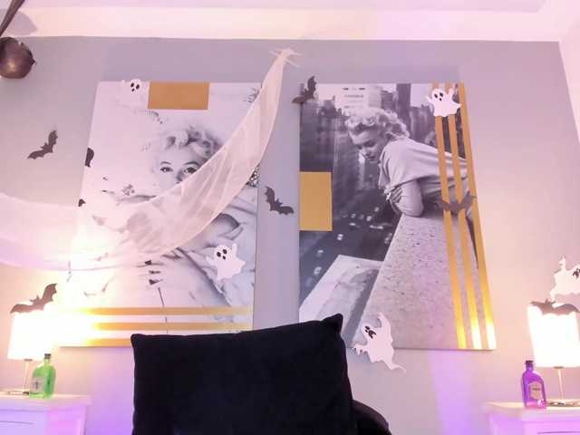 AlannaViera live cam on BongaCams
